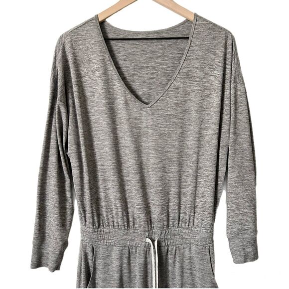 Vuori Long Sleeve Lux Jumpsuit in Clay Heather Gray Size Small - Picture 3 of 5